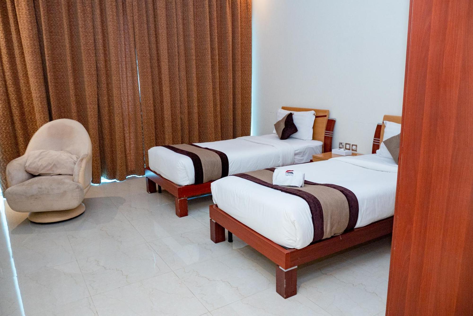 Excelsior Luxury Aparthotel 3*